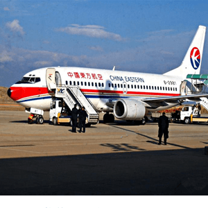 呼和浩特机场空运航空快运业稳步发展的原因是什么？